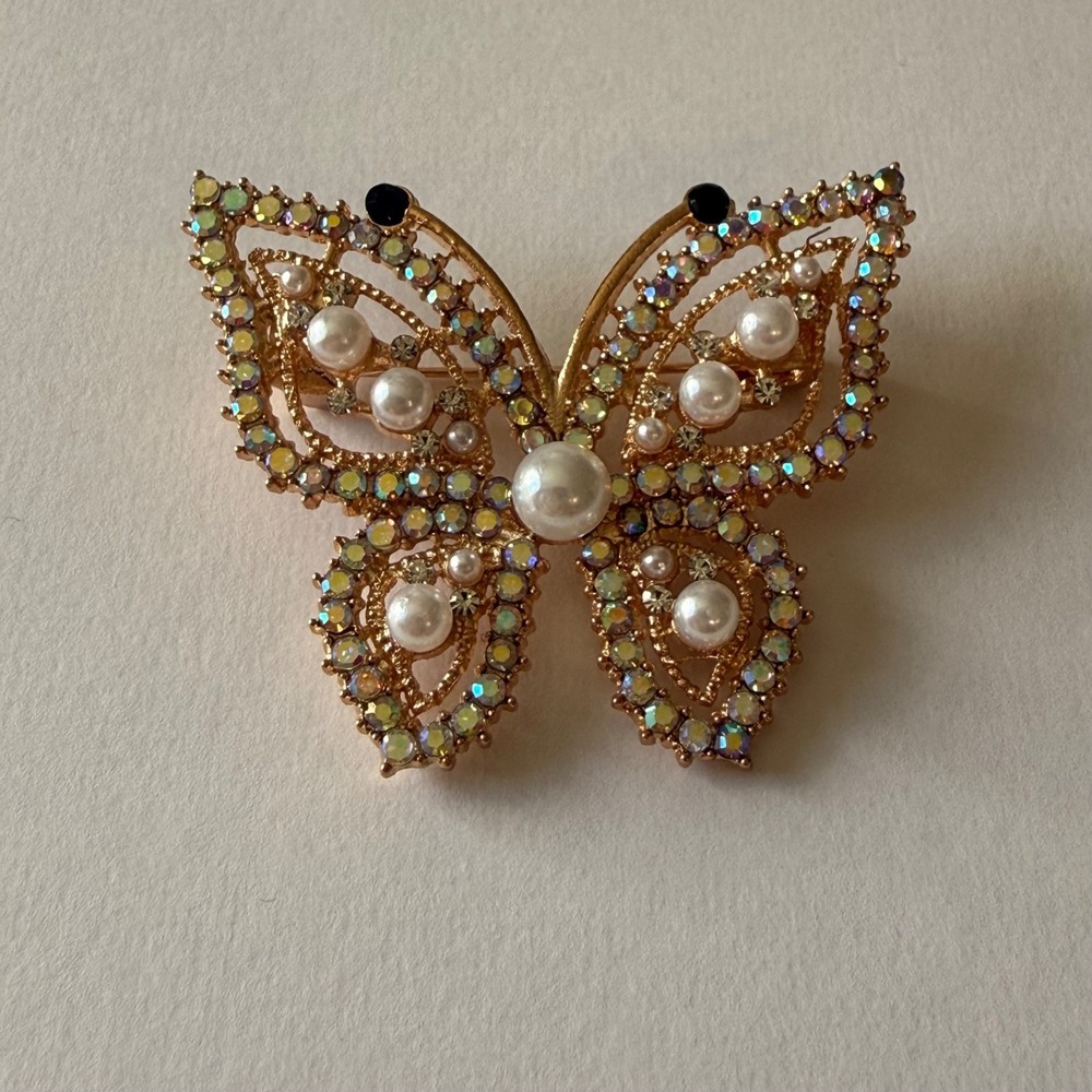 Mint‎ Butterfly Brooch Pin Gold Tone AB White Clear Rhinestone Faux Pearl Insect